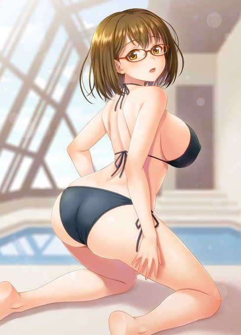 ちょっと前に買ったはいいがちゃんと読んでなかったクリスタの本を見ながら練習してみた絵。めがねおっぱいおしり! 