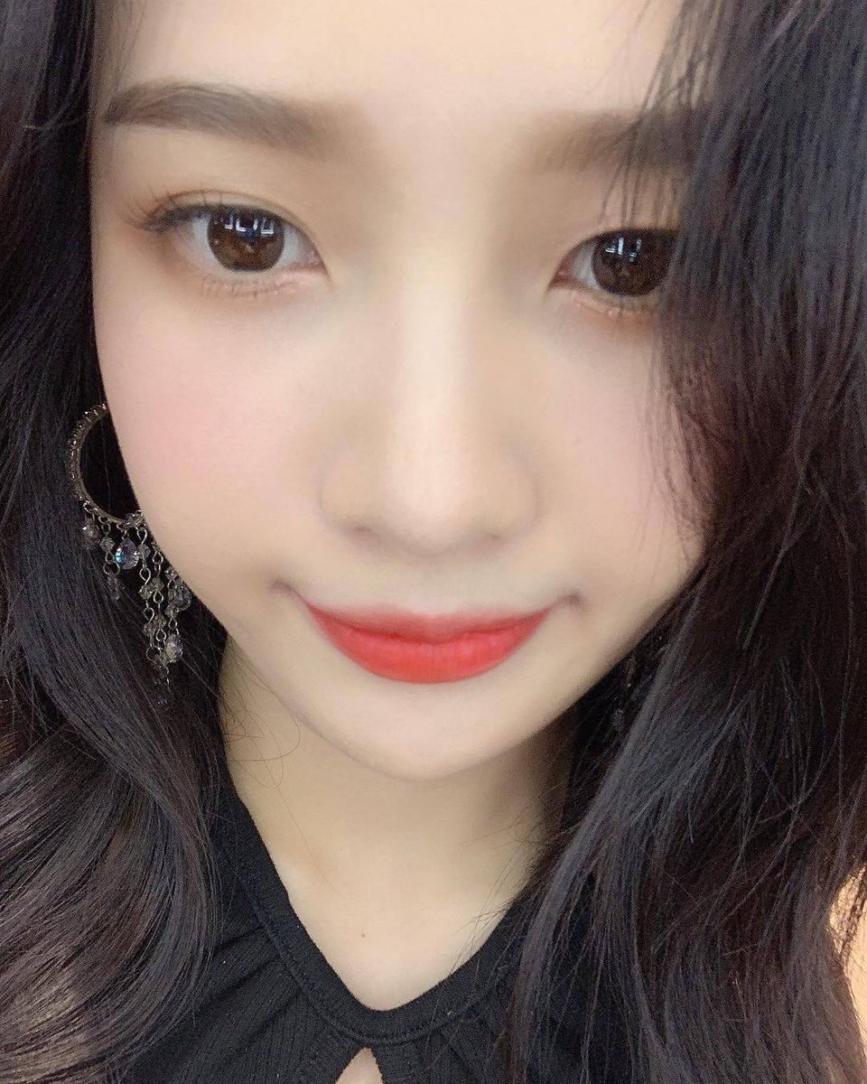 revearchived's tweet photo. 190316 ♡ #조이 *:･
˗ˏˋ©Instagram ˎˊ˗ https://t.co/EV8yTrgic9