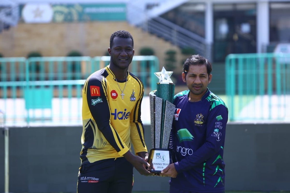 atPinata's tweet photo. Can you read what this shining trophy is saying?

Pitch in your guesses.

#PSL2019 #PSL4 #PZvQG https://t.co/Jd42VGPBaM