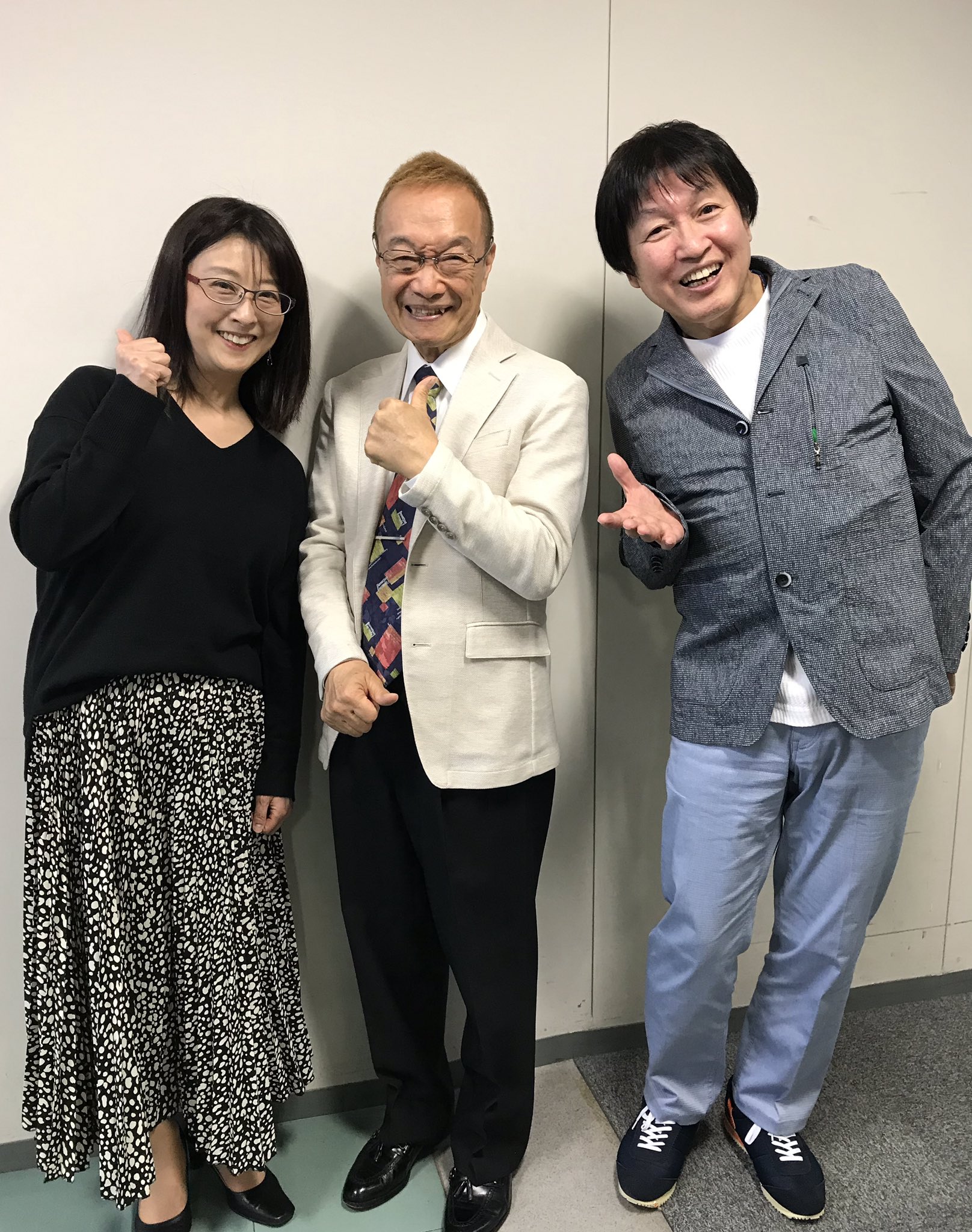 Uzivatel 神谷明 Na Twitteru Cbcホールで つボイノリオの聞けば聞くほど 終活イベントを無事終了し 東京に戻りました こちらの方が天気が良くないです 名古屋が晴れてて良かった つボイノリオさん 小高直子さんとイベント大成功の記念写真 T Co