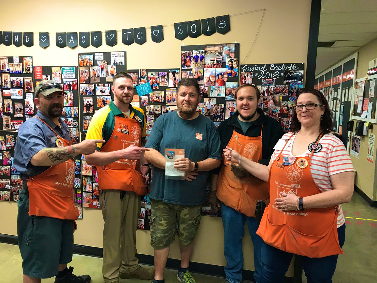 Awesome job to Frank for supporting the crew and recognizing your peers.  #LincolnPride #D172driven #Pacnorthproud
