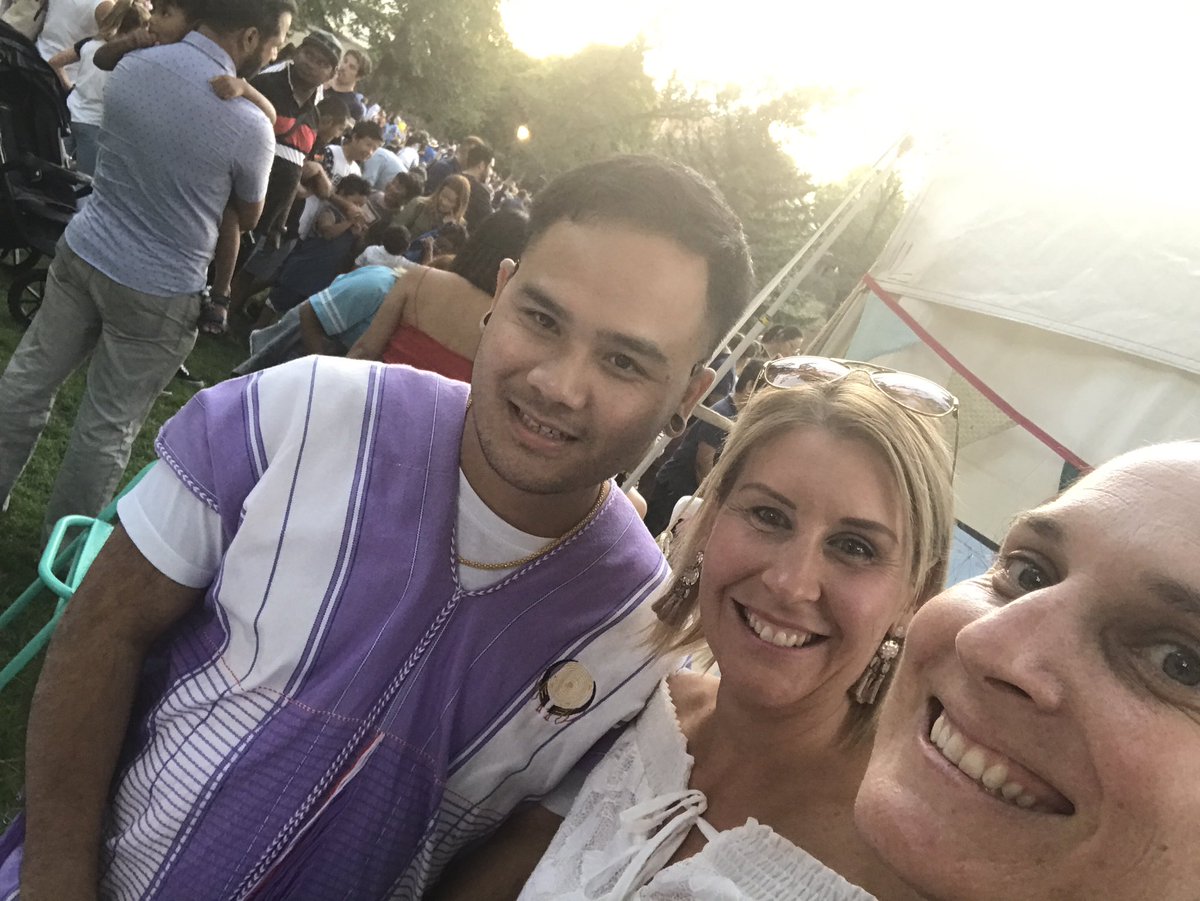 JacTG1's tweet photo. A beautiful friend told me that we have to fight hate with love 💕- tonight is a great example of this at the #zinda19 multicultural festival in Bendigo. We fhave been collecting stories of what makes #Bendigo great and what more we can do to make it even better, such cool ideas! https://t.co/RVv7XlsiaL