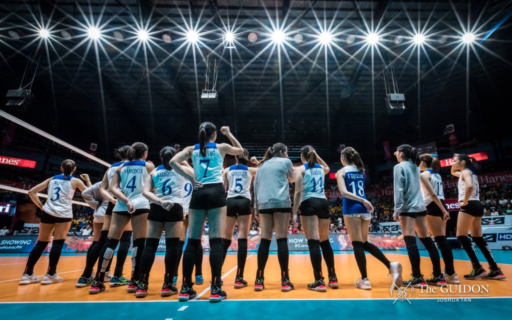 Enzo_TheGUIDON's tweet photo. FINAL: The Ateneo Lady Eagles stay on top of the UAAP Season 81 Women’s Volleyball Tournament as they cap off the first half of the season with a 6-1 record after emerging victorious against the NU Lady Bulldogs 🦅

Photos by: Joshua Tan

#UAAPVolleyball https://t.co/jZUooP0wrj