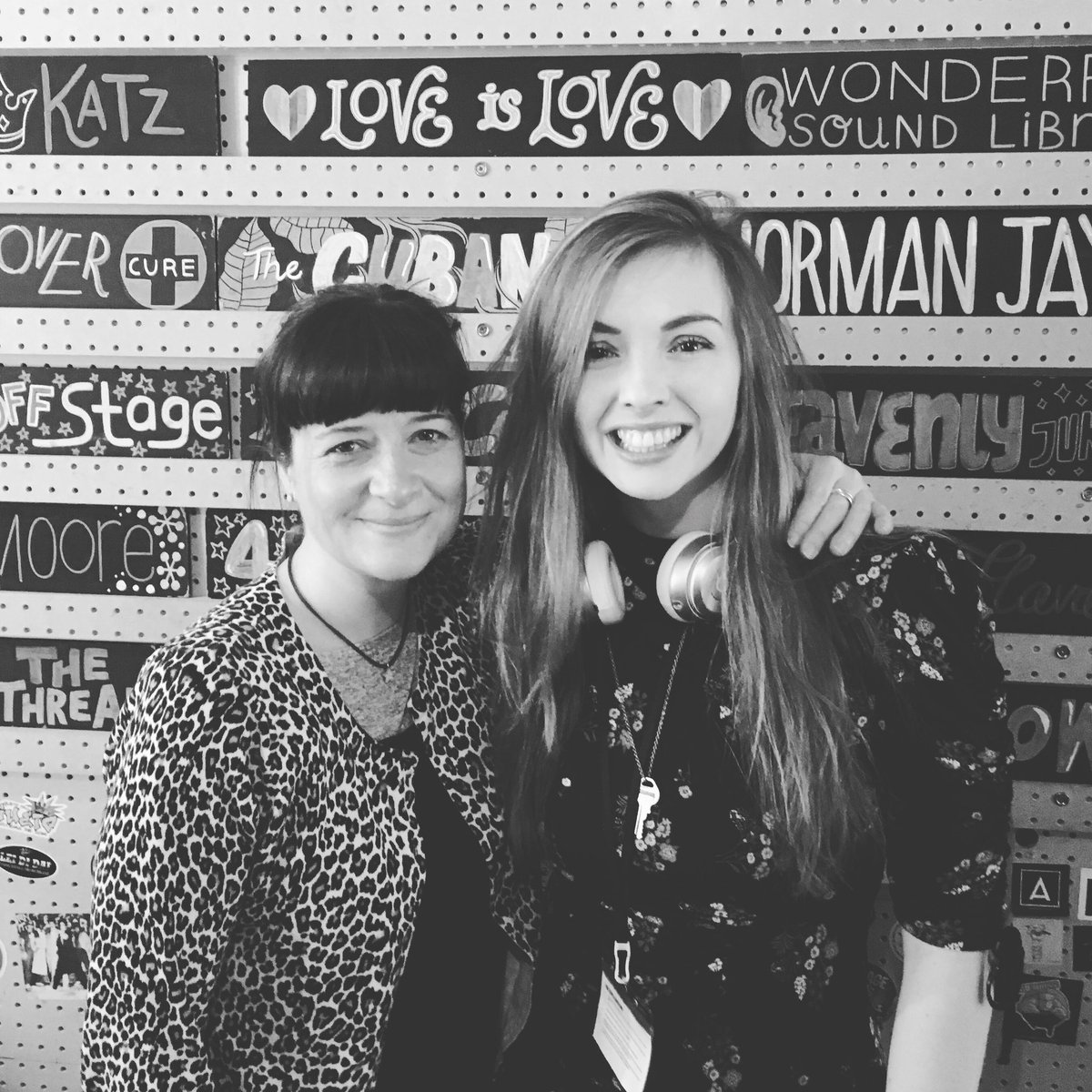 _SarahMilton's tweet photo. Had such a fab time talking to Nina Davis and @bryony_hughes on @whatsoffstage @sohoradio all about #LucyLight
CATCH UP HERE https://t.co/v39YZVXsdX
3 MORE CHANCES TO SEE OUR SHOW @milroydprods @VAULTFestival https://t.co/3nS0dZqgWx