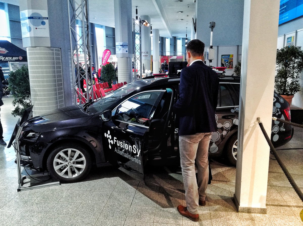 FusionSystemsDE's tweet photo. Guten Morgen von der #Mobilitätsmesse #Mobil3 @chemnitz_arena! Wir stellen heute unser Sensorfahzeug aus. Um 11 Uhr geben wir in unserem Vortrag "Zukunft erFAHREN" wir Einblicke in das #Automotive #SoftwareEngineering.
Wir freuen uns auf unsere Besucher! https://t.co/ykj6f1cq2S