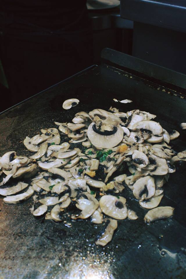 BarLaCuevaSS's tweet photo. 🍄🍄🍄🍄🍄
#Txampis #LaCueva #Donostia #SanSebastian https://t.co/HGkA9pUZut