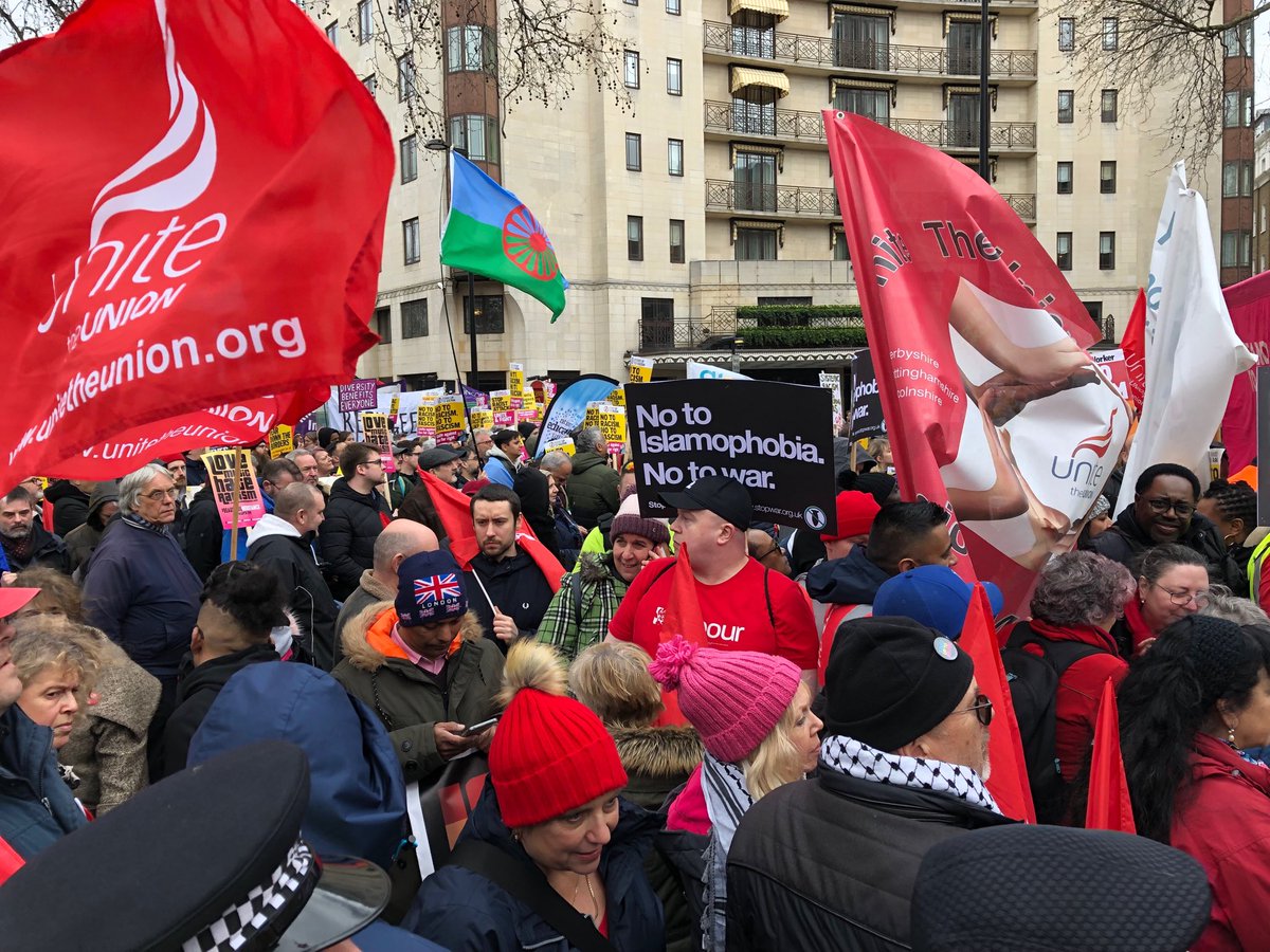 unitetheunion's tweet photo. Unite stands for unity over division, love over hate. We’re marching for our values of tolerance, equality and social justice. We’re marching for our brothers and sisters in New Zealand. #UnityDemo #Unions 4Unity https://t.co/GsWGpjUyw1