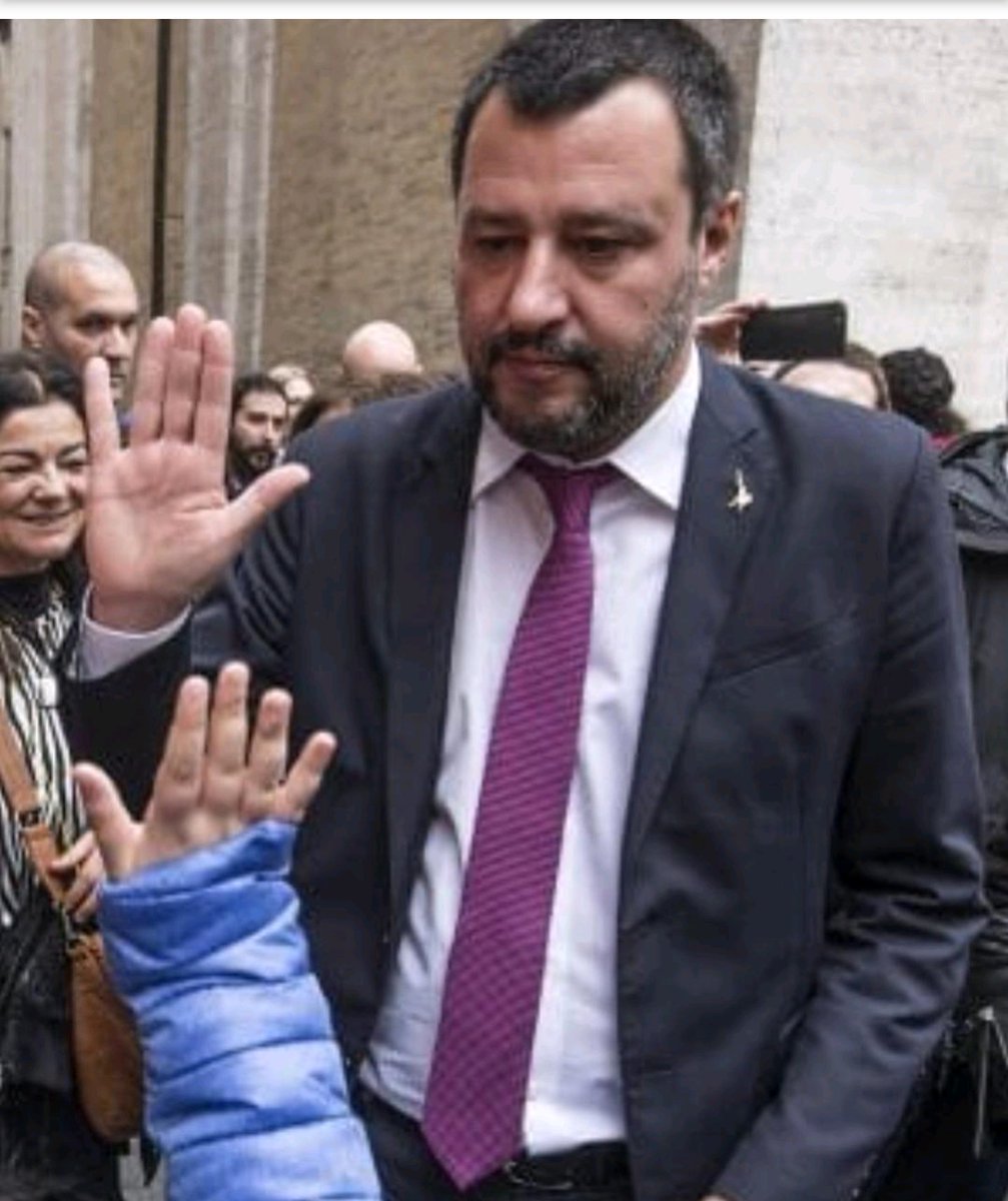 Frenare l'entusiasmo del contatto con gli elettori. Una diapositiva.