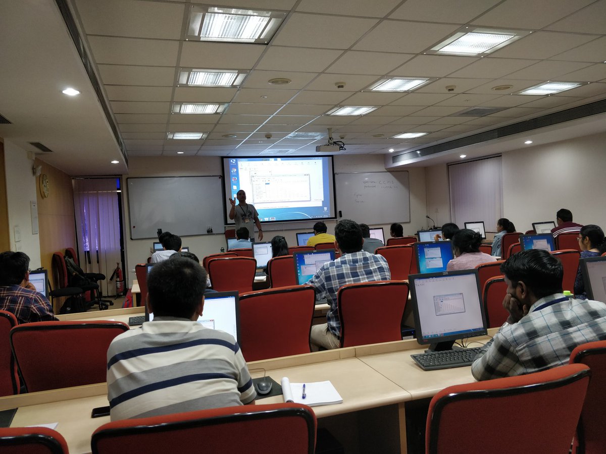 Revathe92's tweet photo. Prof. Praveen Karanth and Prof. Geeta co-handling the phylogenetics practicals on phylogenetic tree construction and visualization.
#phylogeneticspracticals #treeconstruction #serb #evolutionarybiologyschool https://t.co/C5aSfMf8FW