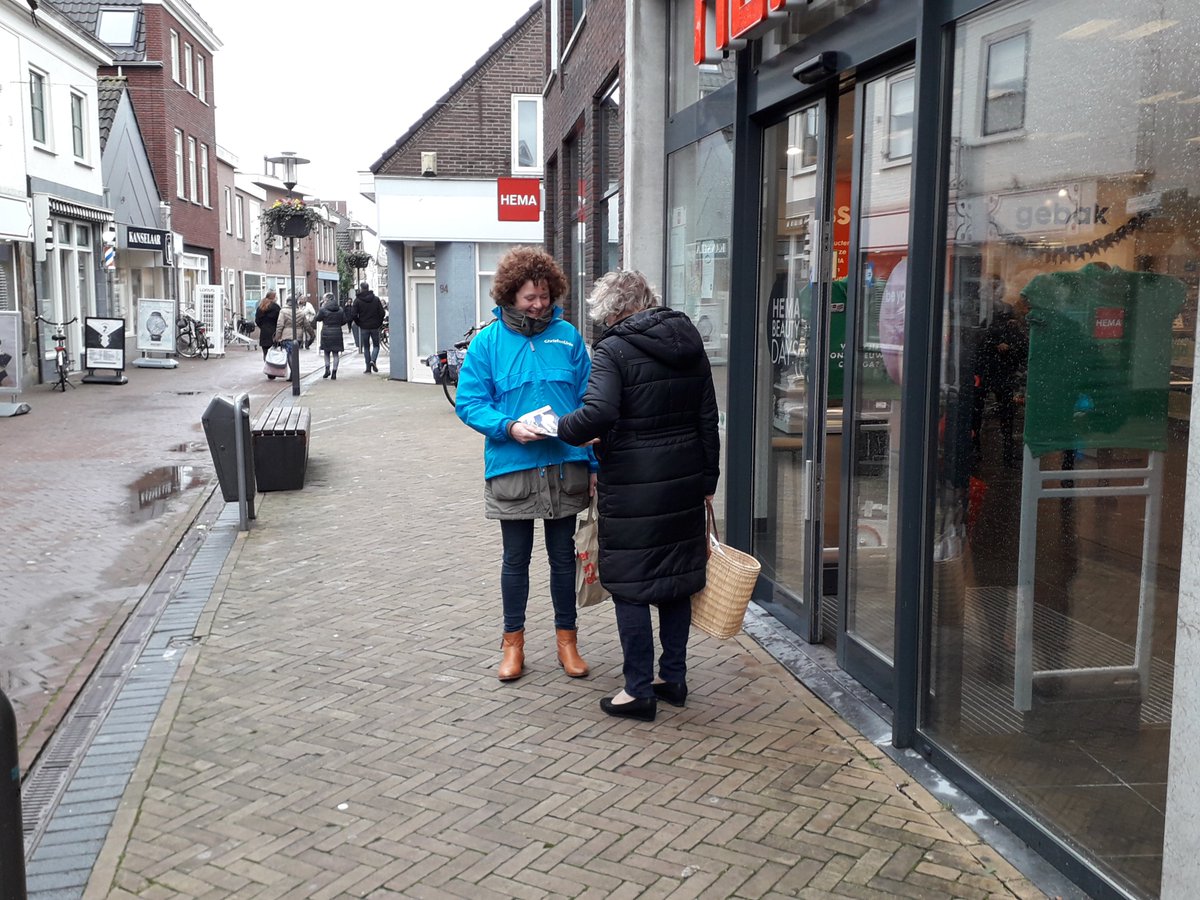 Aankomende woensdag zijn de verkiezingen voor de Provinciale Staten vanmorgen gingen onze mensen op pad in Werkendam. Vanmiddag zijn we in Sleeuwijk en Woudrichem #cuinactie #stemcusgp #brabantishetwaard #ALTENAinhetwaard