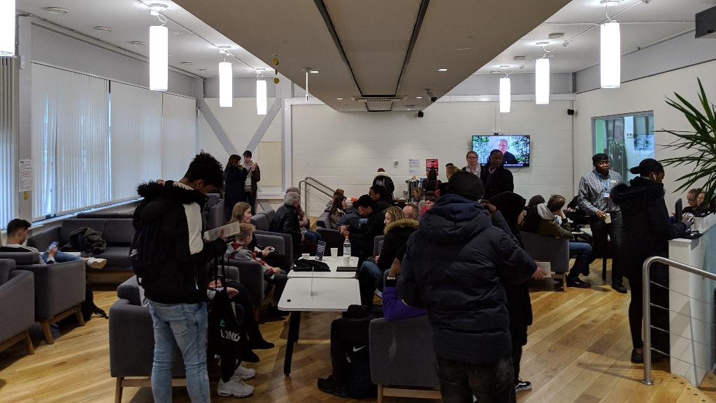 Choose UEL tweet media