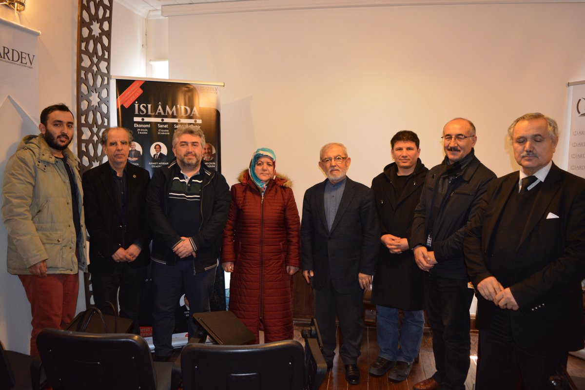 ‘’İslâm’da’’ seminerlerimizin üçüncüsü olan ‘’İslâm’da Sağlık’’ seminerimiz bu hafta Ali Rıza DEMİRCAN ile gerçekleşti.