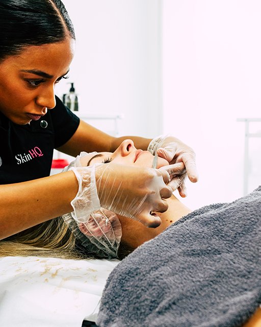 Skinhquk's tweet image. #dermaplaning at our #birminghamclinic - dermaplaning helps prepare the skin for facials and accelerates cell renewal. Call, DM or email us for your free consultation.