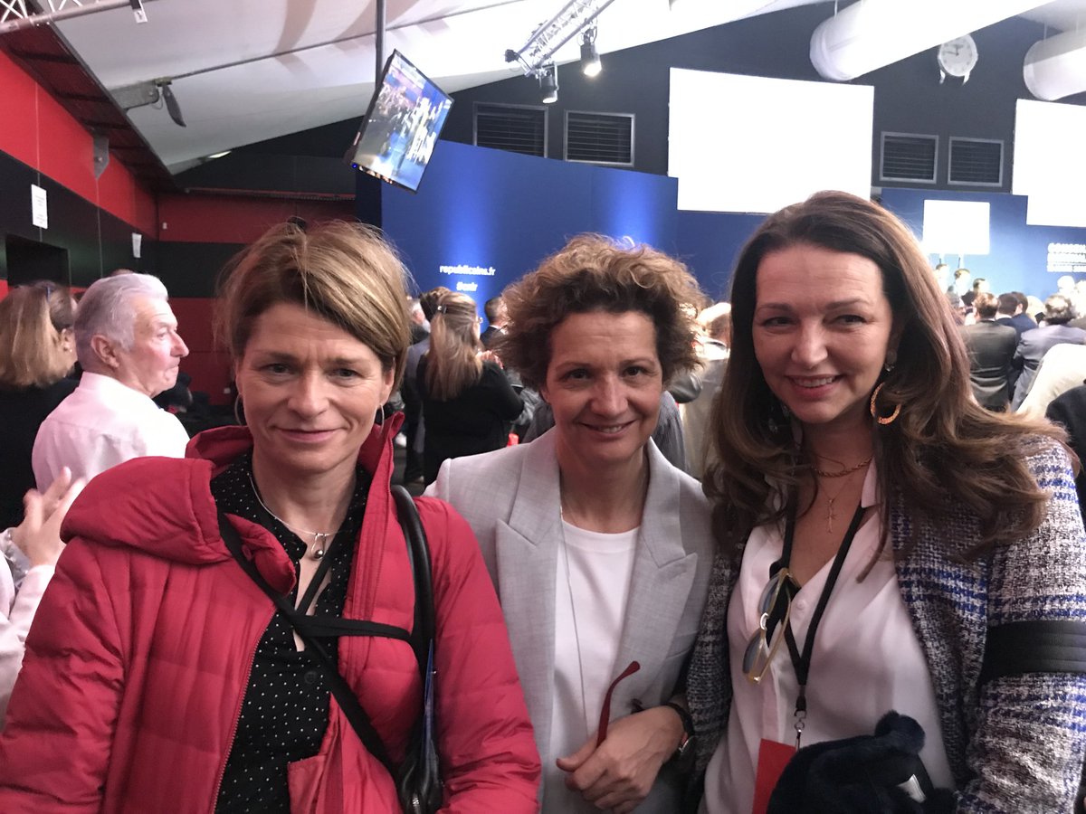 valerieboyer13's tweet photo. Quel bonheur de retrouver @ilecallennec et @fguegot à l'occasion du #CNLR à Lyon ! https://t.co/K8oEjtOT3P