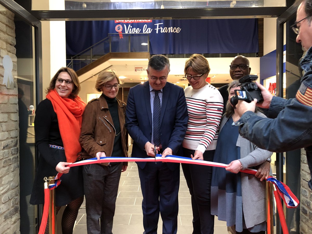 La boutique Vive la France est désormais ouverte jusqu’au 31 Mai au Docks Vauban, au Havre !  🇫🇷