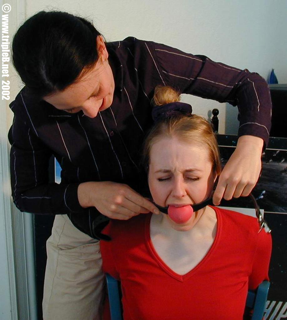 bondish_com's tweet photo. big #gags for #mouthstuffing: #ballgags #pantyhosegags...we love big gags! No #bondage session without #gagging. No #restraining without #silencing. So getting #gagged is the most wonderful moment in every #bondagesession. #femdom #tiedup #bdsm #lesbian #fetish #pantyhose #bound https://t.co/ugtFEiE5v6