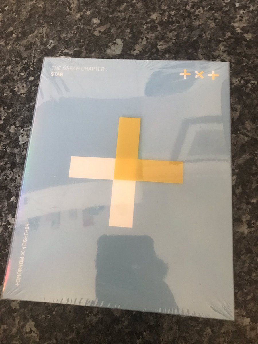 txtmembers's tweet photo. Look what came today @TXT_members 💟💟💟 #TXT https://t.co/cZCSwPAl1M
