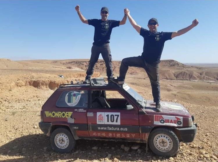 faduraikastetxe's tweet photo. 🏎️🏁🏁🏁 Bukatu da Panda Raid 2019 Marrakesh-en! Panda 4x4 sailkapen nagusian, 166-tik, 55.postua lortu dute gure auto-gidariek! ZORIONAK Iurgi Aiesta eta Aitzol Barañano!!
#faduraikastetxea1819 #faduraikastetxea107 #fp #pandaraid2019 #rallyfadura #faduraelektromekanika https://t.co/eGzXAxem4z