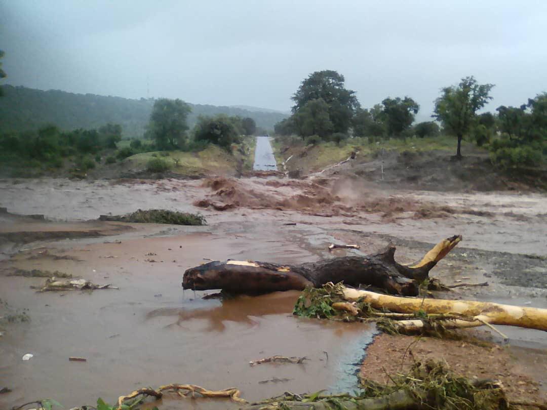 ZtaUpdates's tweet image. The Mystic of the #EasternHighlands has been hit hard by Cyclone Idai, our hearts are with everyone located in our precious gem #Chimanimani.
#ZimTourism