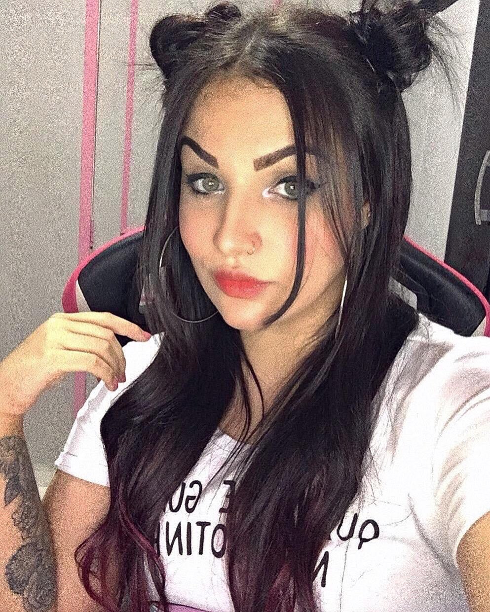 Amanda Abreu on X: NovaFotoDoPerfil ✨ t.cobyfeuwRzc4  X