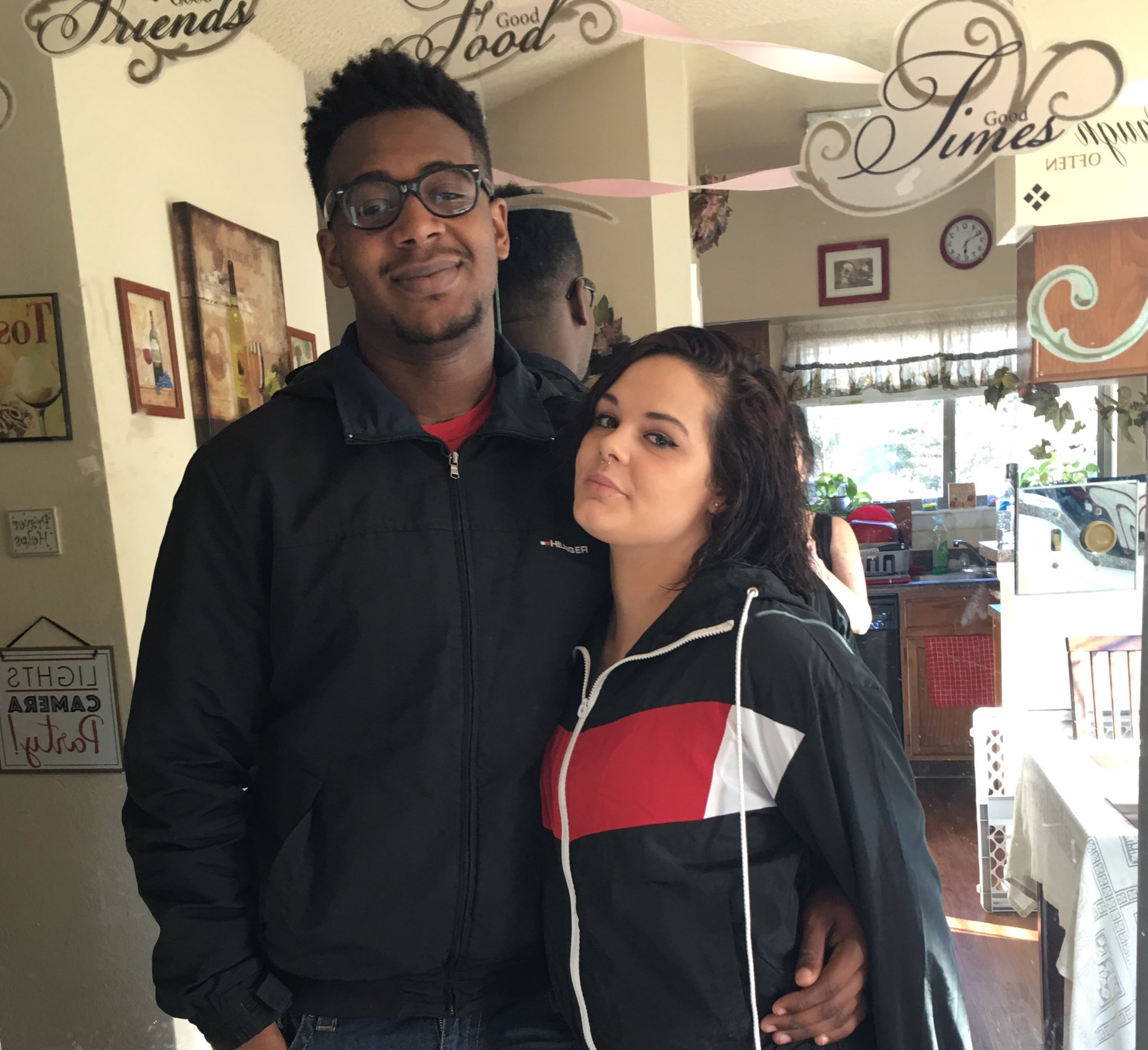 2 pic. cause I never post on here . ❤️ https://t.co/mGHedc0Q2i