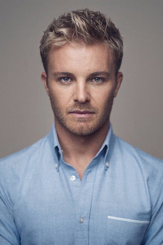 Nico Rosberg, ambassadeur de Ever Monaco 2019
" Etre ambassadeur d’EVER Monaco, c’est aussi démontrer mon engagement envers les technologies de demain, et faire le lien entre écologie et sport automobile grâce à la venue de la Formula E en Principauté. "