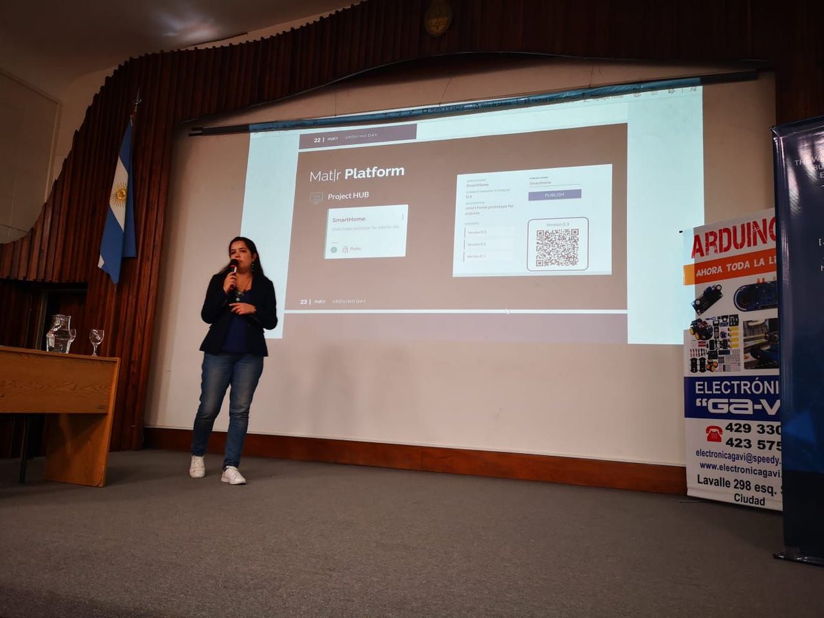 arduinomza's tweet image. Ana Diedrichs @anadiedrichs expone la aplicación #SmartHome realizada en @matrproject y #arduino #AD2019 #ArduinoD19 #IoT // @DHARMaLabIA @GridTICs