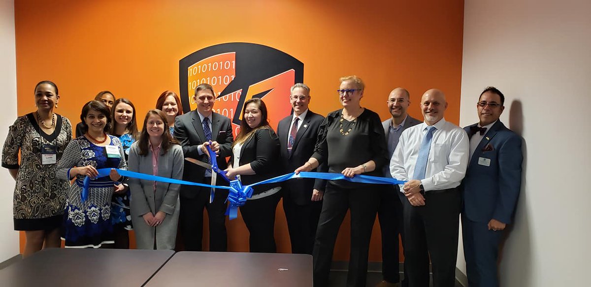 Penacity,LLC would like 2 thank everyone that attended our Grand opening &amp; ribbon cutting ceremony.We would like 2 send a special thank you to the Howard County Chamber,Maryland Department of Commerce &amp; Anne Arundel Economic Development Corporation (AAEDC) ow.ly/bEUB50nhKL8
