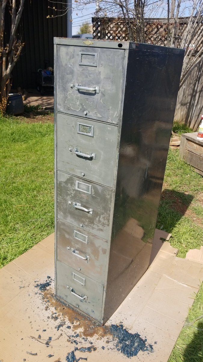 BeerPowertools's tweet image. So the wife picked this up for her shed and wanted new colors not the nasty blue green