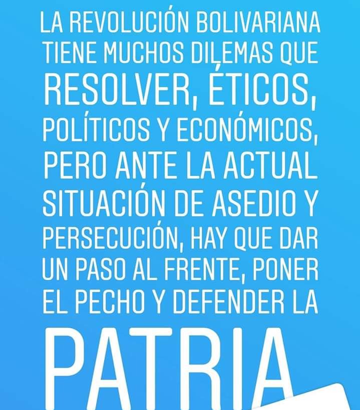 Seguimos #EnDefensaDeLaPatria al lado del Presidente Constitucional @NicolasMaduro.. #AnaKarinaRote