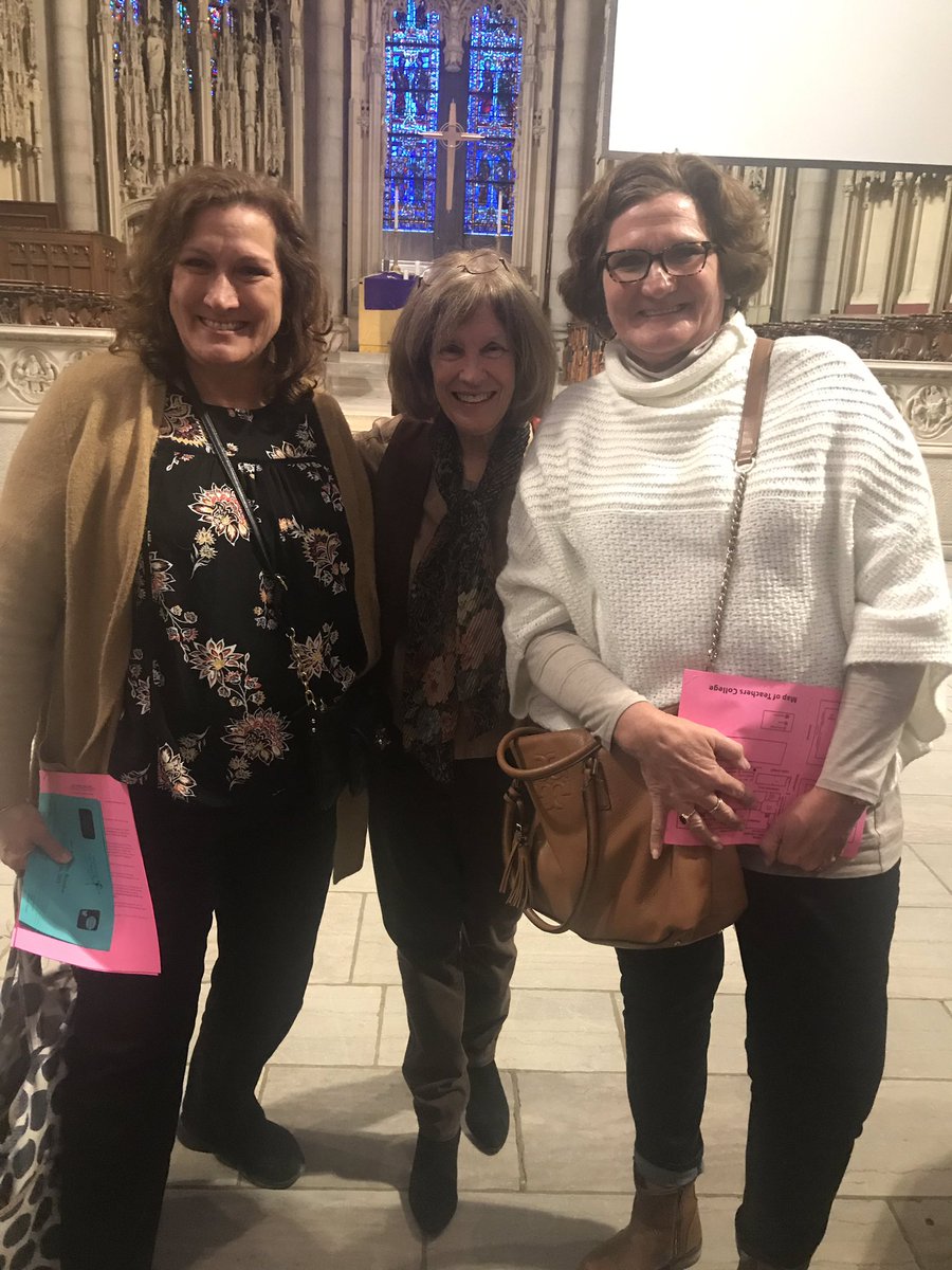 Starting our day at #tcrwp Saturday Reunion with a photo opt with Lucy!  #soudertonsisters