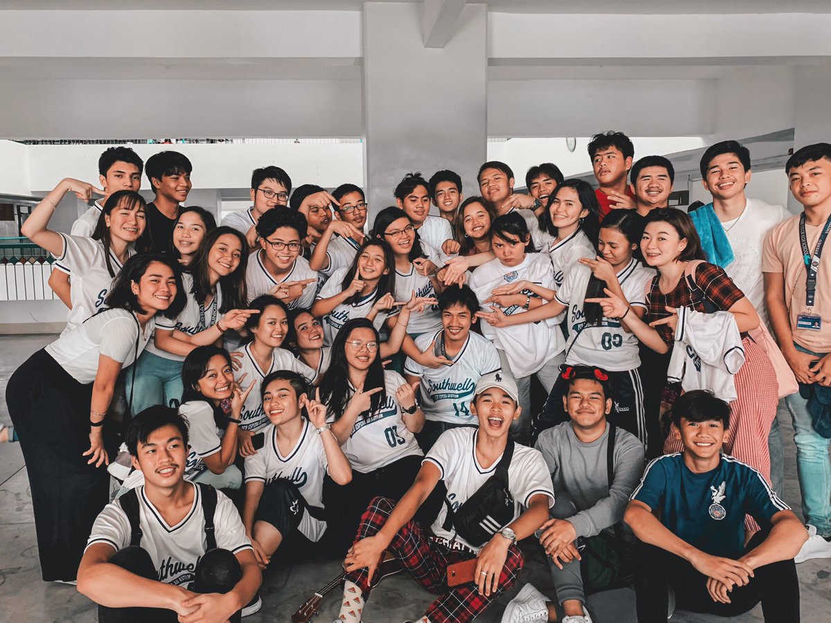 sthwll's tweet photo. Last meeting with sir cute! 🥺💙 https://t.co/TOHIlAYFHz