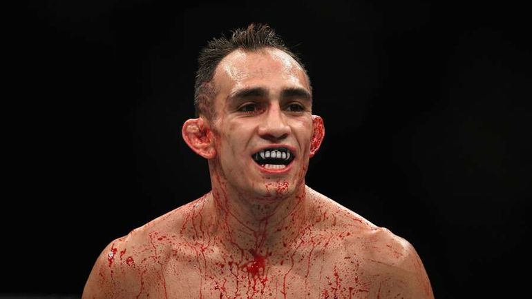 Святая вода и домашнее насилие. Что происходит с Тони Фергюсоном

sport-express.ru/martial/mma/re…