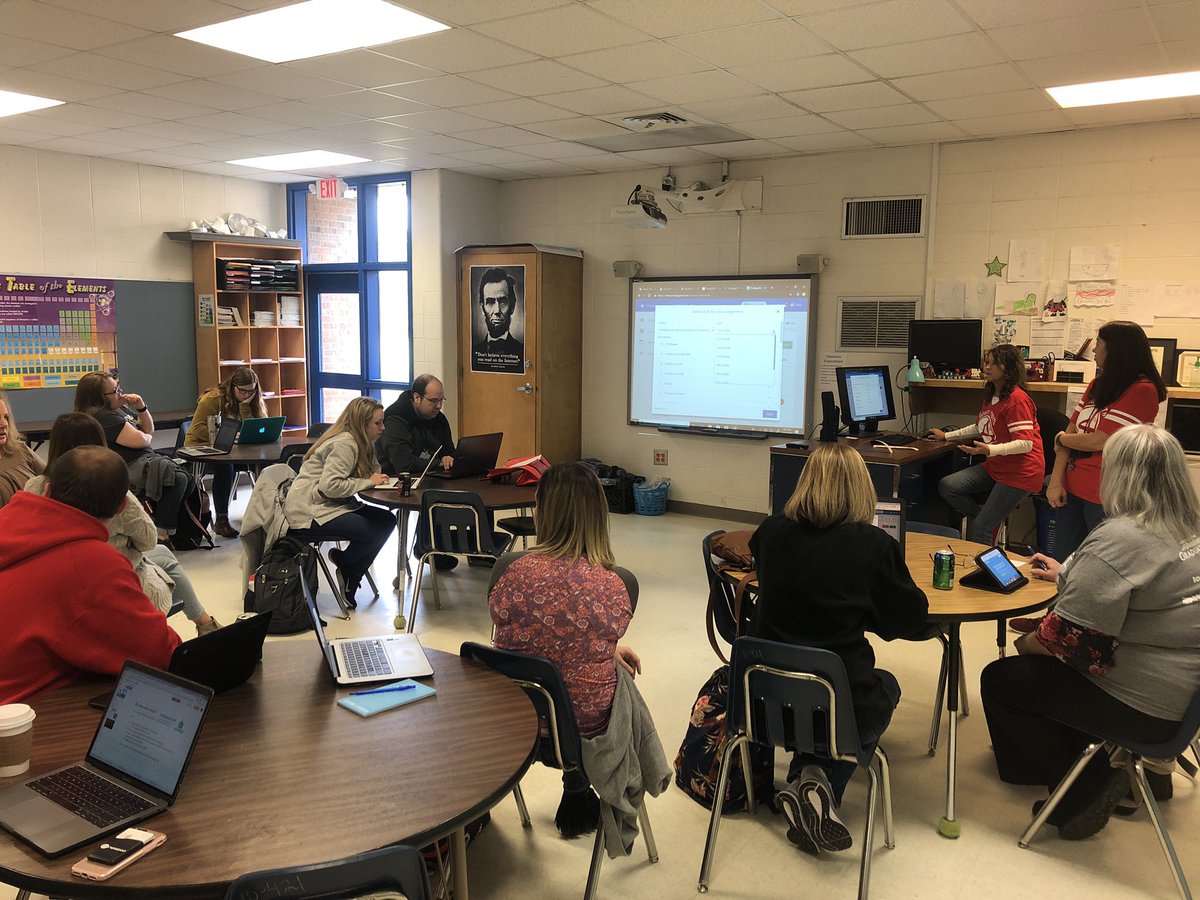 Learning about Prodigy Math from <a href="/thostacy/">Stacy Thompson</a> and <a href="/Lwiggins32/">Wiggins 🍫 ⛅</a> at #edcamprome