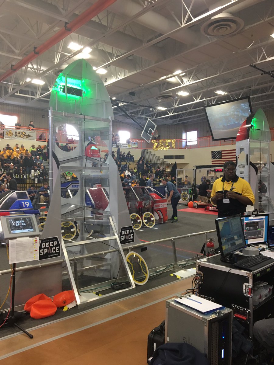 lisa_oleski's tweet photo. Getting ready to start the second day of First Robotics Competition @CLPublicSchools #LoveRobotics https://t.co/uFIP6uozRQ