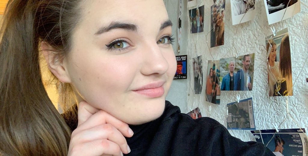 dagiis_jasmin's tweet photo. Mein dezenter #beetique Look🥰
Natürlich mit Dagi Shop kombiniert🤓
Mag‘s eher dezent (bin auch nicht so der Lidschatten Typ🙈)
@dagibee ♡ https://t.co/wZUS2uUNrm