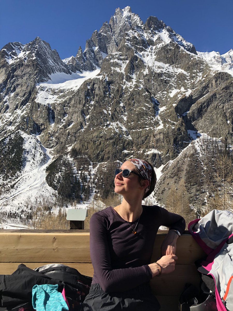 JessBranches's tweet photo. La Vita is pretty damn Dolce right now #MonteBianco #ValledAosta #Courmayeur #amskiing #Alplife https://t.co/qMC6tSFTGE