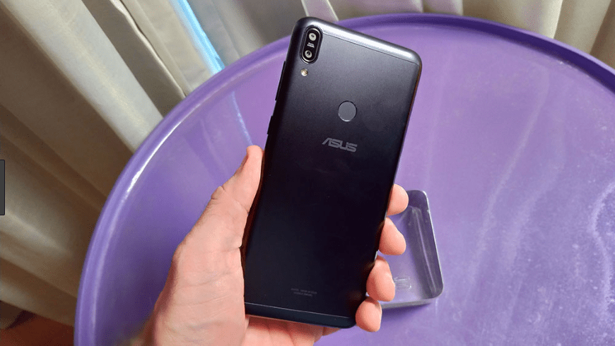 Gizchina's tweet photo. Asus to deploy Android Pie update for 3 handsets by April 15 #Asus #April15 #Pieupdate https://t.co/PyEUIraoUf https://t.co/ryfE9E1Rfx