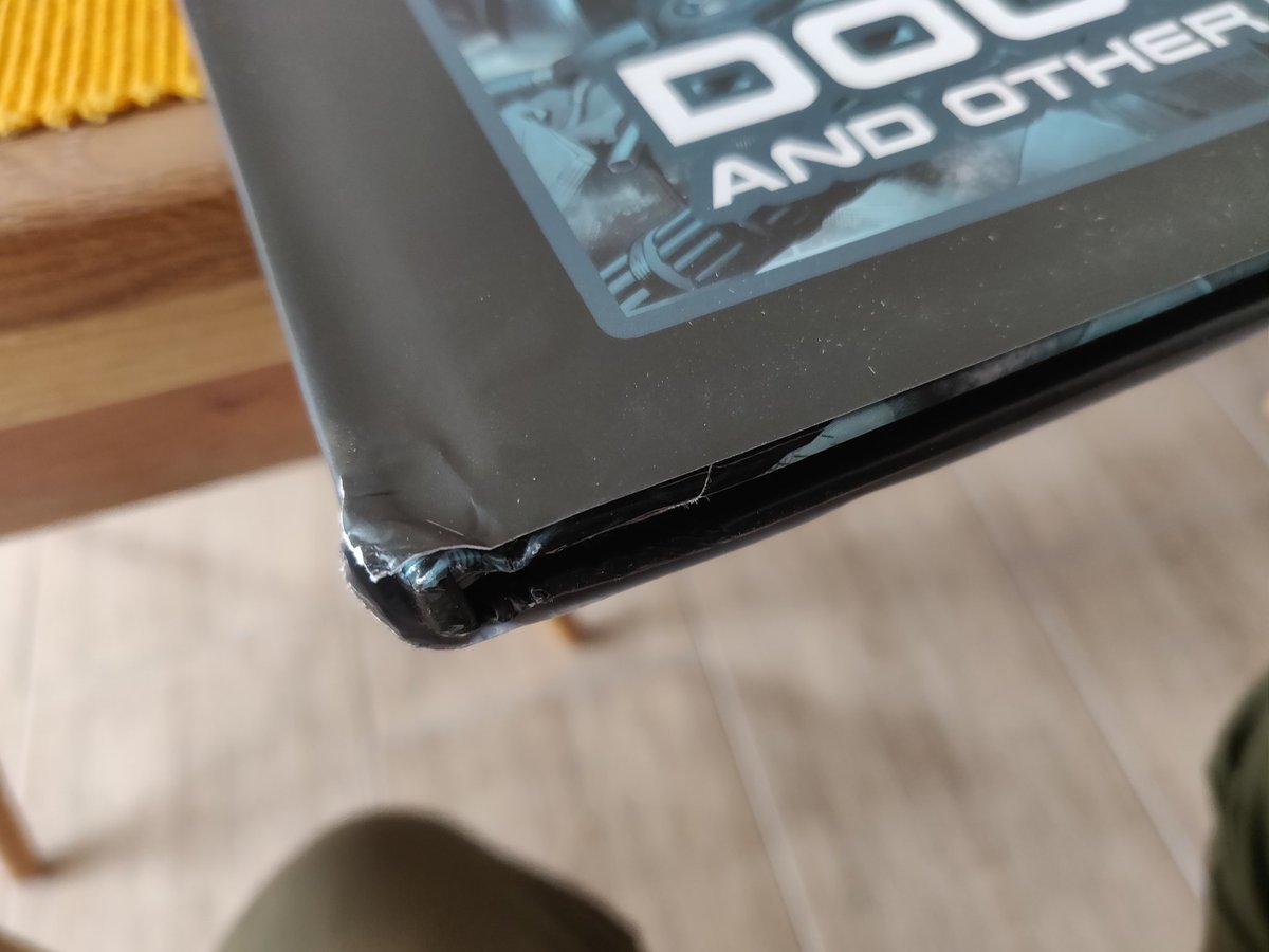 TBEAR85726806's tweet photo. Look what just arrived today got a little banged up in transport but I'm totally happy ππ©πͺ
@ArtThibert #artbook #ComicsGate #fulfiled https://t.co/wgmqfV5COX
