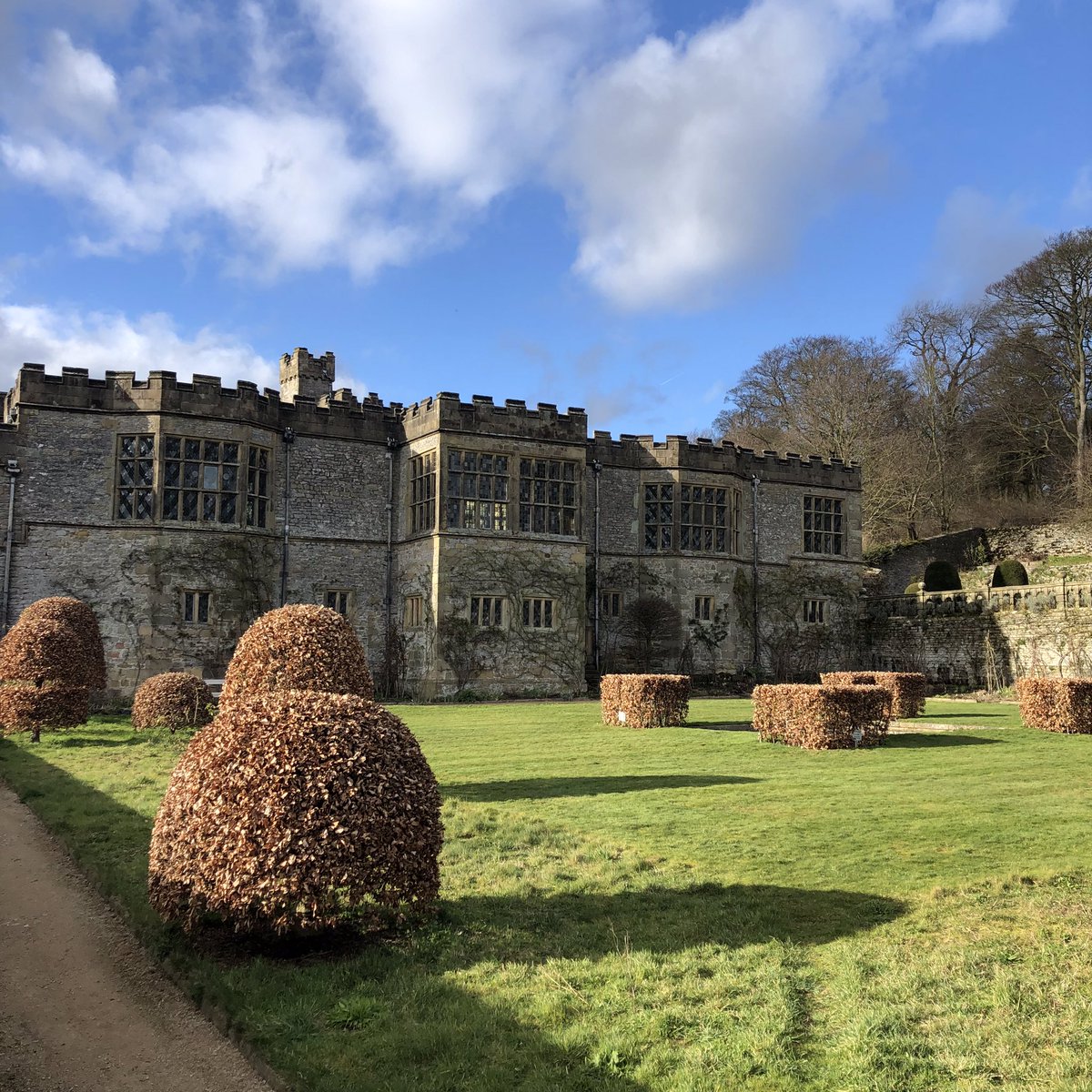 PucciniGardenDe's tweet image. What a beautiful setting for our training day with #AMGD . Many thanks to @troyatsiss #HaddonHall