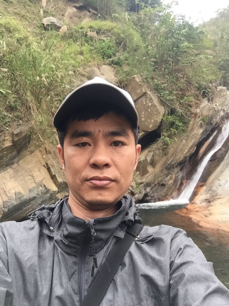 Lê Ngọc Bách tweet media