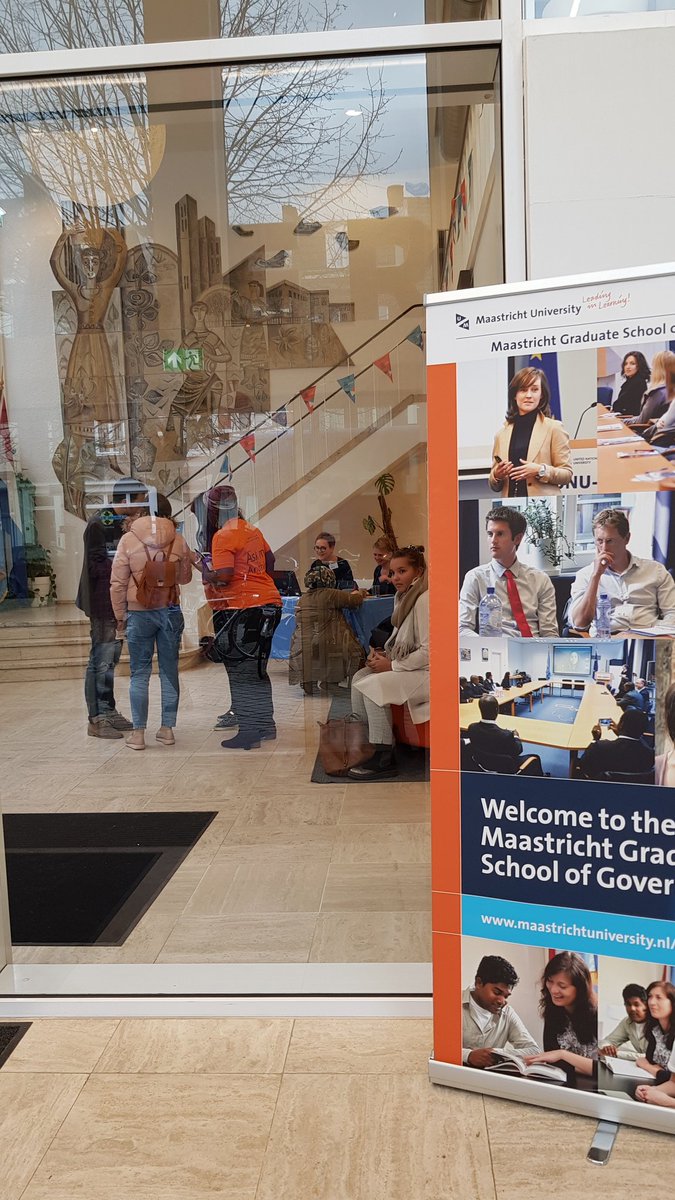 UNUMERIT's tweet photo. Are you interested in working in public policy? Our master's programme will give you the knowledge and the skills to become a policy analyst and policy decision maker! #ummod19 https://t.co/iaJhy0CniV https://t.co/lxVKgMihaK