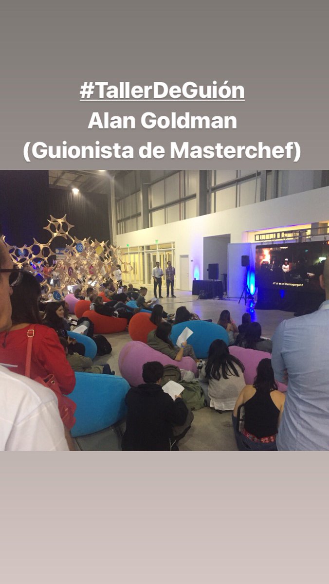 ClickVeo's tweet photo. Mucha gente participó del taller de guión ayer en @campuspartyuy. Los esperamos hoy a las 15:30hs con el siguiente de producción y realización 
@alangold20 @campuspartyuy https://t.co/jqIMDESyMv