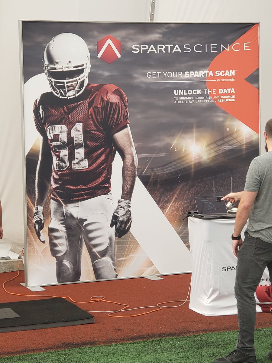 rexxx50's tweet photo. Major takeover at Redskins Park!!
#highywaylife #mvfootball #majorpride #majortakeover💯 https://t.co/Rb7ZJ3TprL