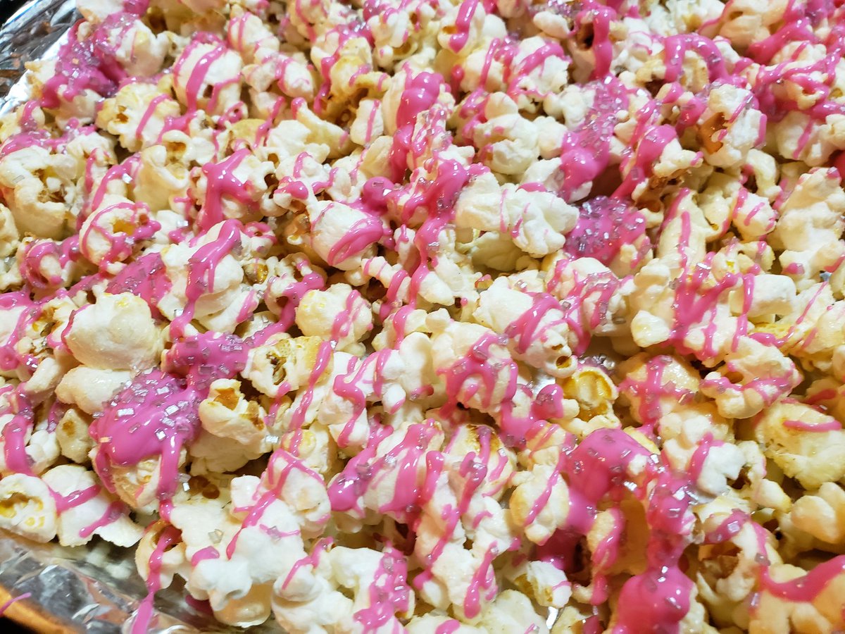 just_maggie405's tweet photo. Pop princess popcorn! @WiltonCakes #ACMooreInspired https://t.co/iDkZ3vwRnb