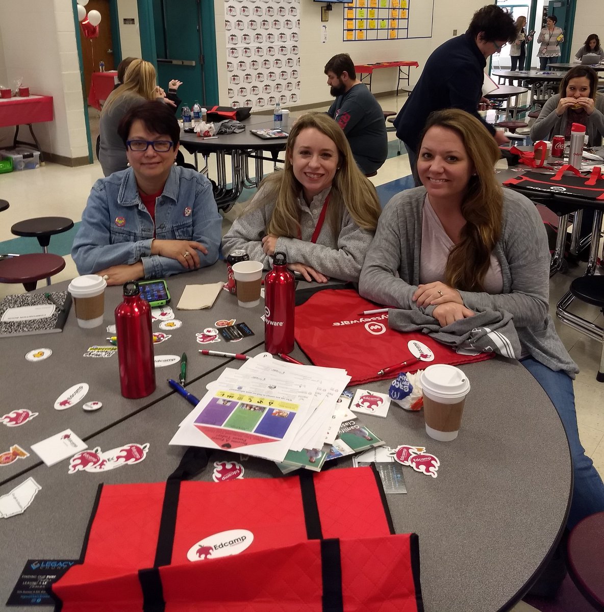 So excited to see my #mchenrypeeps at #edcamprome this morning! #floydpln
