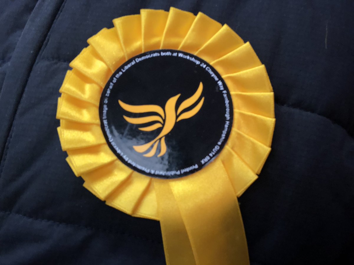 LeeHunt6's tweet image. Great to be out #LibDemDoorsteps in #OldPortsmouth #Somerstown #Southsea with hardworking @portsmouthld @ChrisAttwellLD our #StThomasWard candidate #LibDems @LibDems #WorkingHardAllYearRound #LibDemChats #Portsmouth