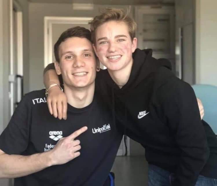 Una foto emozionante!
Il nostro tempo dispone di modelli potenti e preziosi