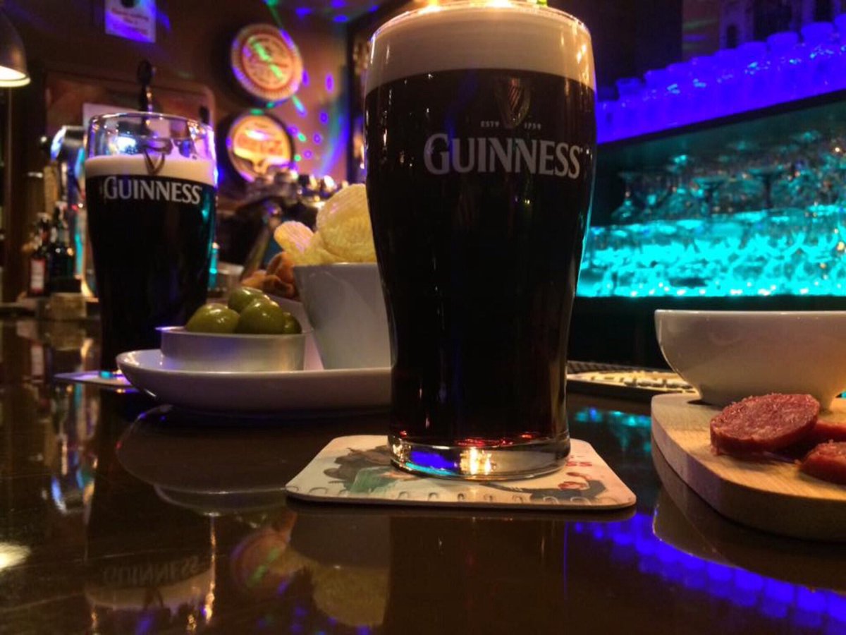 El_losan_pub's tweet photo. Hasta el Domingo 17 todavía tienes tiempo de venir a divertirte con nosotros!! https://t.co/auunjOFkF6