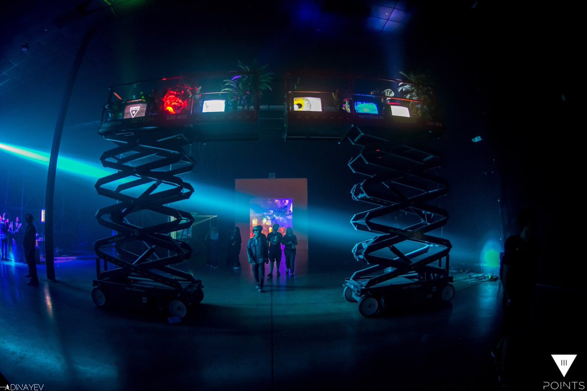 iiiPoints's tweet photo. Our FB album with Saturday selects from #iiiPoints2019 is up now! Check them out to relive DAY 2! ๐ป
๐ธ: @adiadinayev
https://t.co/OTE0EopcNk https://t.co/lbXiYLxbQU